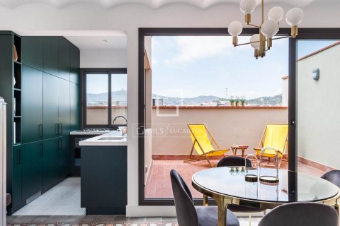 1 bedroom penthouse for sale in Barcelona, Catalonia, Spain № 8506 - photo 2