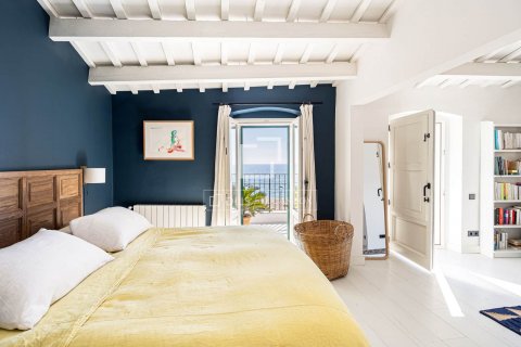 Villa de 7 dormitorios en alquiler en Caldes d'Estrac, Barcelona, Cataluña, Spain № 8512 - foto 24