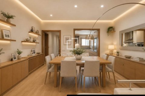 Apartamento de 4 dormitorios en venta en Barcelona, Cataluña, Spain № 8508 - foto 4
