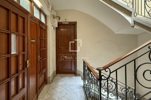 Apartamento de 4 dormitorios en venta en Barcelona, Cataluña, Spain № 8508 - foto 28