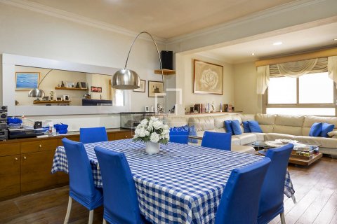 Apartamento de 4 dormitorios en venta en Barcelona, Cataluña, Spain № 8508 - foto 6