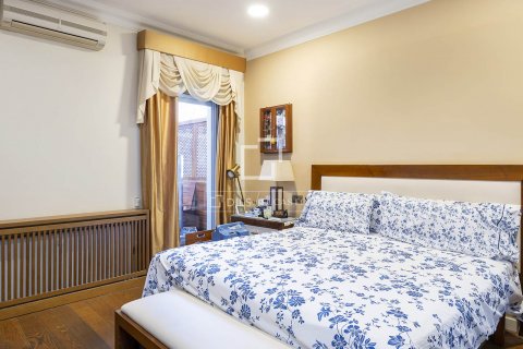 Apartamento de 4 dormitorios en venta en Barcelona, Cataluña, Spain № 8508 - foto 12