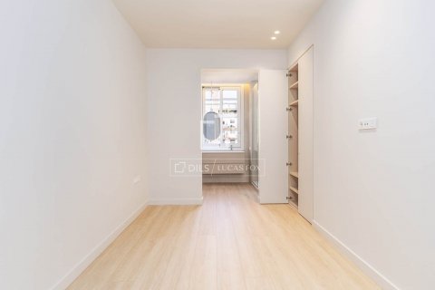 3 bedrooms apartment for sale in Barcelona, Catalonia, Spain № 8509 - photo 24