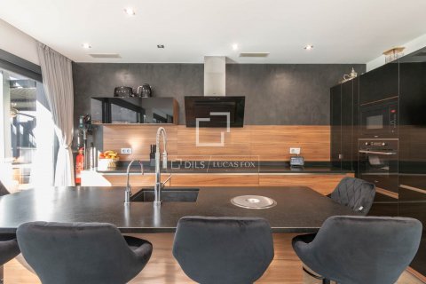 Villa de 5 dormitorios en alquiler en Castelldefels, Barcelona, Cataluña, Spain № 8510 - foto 5