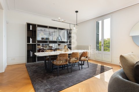 Apartamento de 3 dormitorios en alquiler en Barcelona, Cataluña, Spain № 6124 - foto 5