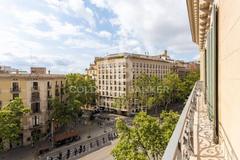 Apartamento de 3 dormitorios en alquiler en Barcelona, Cataluña, Spain № 6124 - foto 15
