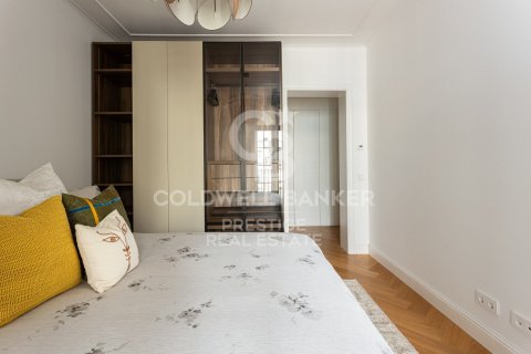 Apartamento de 3 dormitorios en alquiler en Barcelona, Cataluña, Spain № 6124 - foto 13