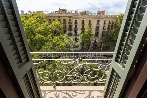 Apartamento de 3 dormitorios en alquiler en Barcelona, Cataluña, Spain № 6124 - foto 14