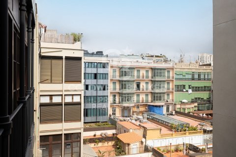 Apartamento de 3 dormitorios en alquiler en Barcelona, Cataluña, Spain № 6124 - foto 26