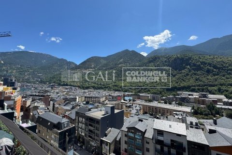 Снять в аренду квартиру в Андорра, Испания с 5 спален, 706м², № 6125 - фото 2