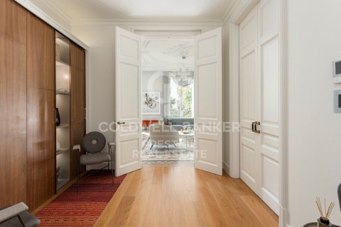 3 bedrooms apartment for rent in Barcelona, Catalonia, Spain № 6123 - photo 6