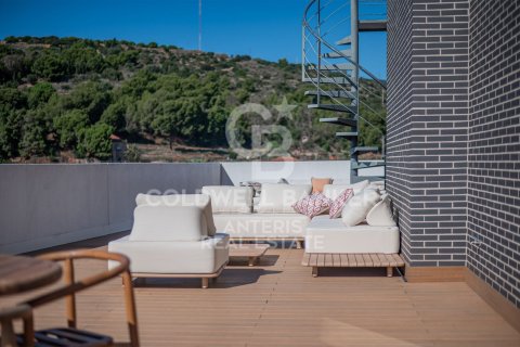 Ático de 3 dormitorios en venta en Montgat, Barcelona, Cataluña, Spain № 5486 - foto 7