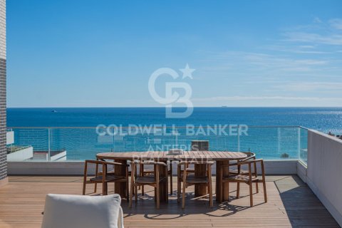 Ático de 3 dormitorios en venta en Montgat, Barcelona, Cataluña, Spain № 5486 - foto 11