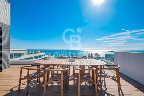 Ático de 3 dormitorios en venta en Montgat, Barcelona, Cataluña, Spain № 5486 - foto 12