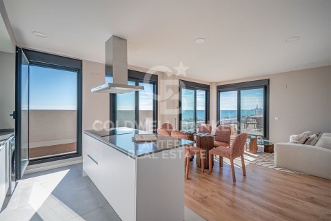 Ático de 3 dormitorios en venta en Montgat, Barcelona, Cataluña, Spain № 5486 - foto 18