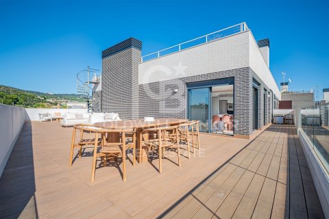 Ático de 3 dormitorios en venta en Montgat, Barcelona, Cataluña, Spain № 5486 - foto 13