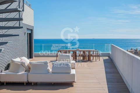 Ático de 3 dormitorios en venta en Montgat, Barcelona, Cataluña, Spain № 5486 - foto 10