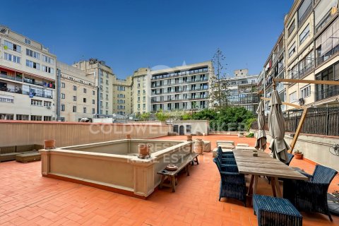 Apartamento de 3 dormitorios en venta en Barcelona, Cataluña, Spain № 5489 - foto 6