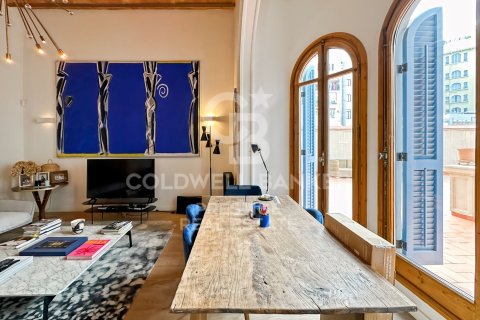 Apartamento de 3 dormitorios en venta en Barcelona, Cataluña, Spain № 5489 - foto 18