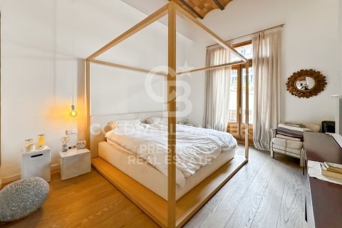Apartamento de 3 dormitorios en venta en Barcelona, Cataluña, Spain № 5489 - foto 7