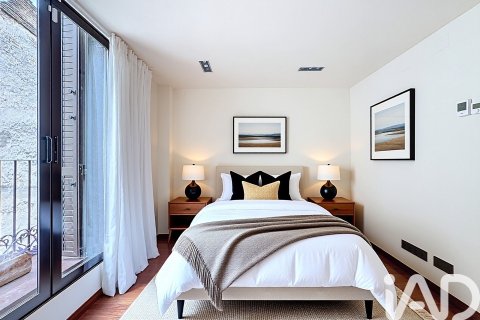 Сasa de 4 dormitorios en alquiler en Alella, Barcelona, Cataluña, Spain № 4627 - foto 12