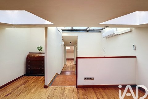 Сasa de 4 dormitorios en alquiler en Alella, Barcelona, Cataluña, Spain № 4627 - foto 15
