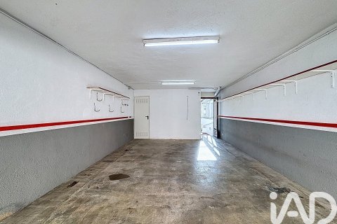 Сasa de 4 dormitorios en alquiler en Alella, Barcelona, Cataluña, Spain № 4627 - foto 29