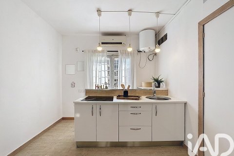 Сasa de 4 dormitorios en alquiler en Alella, Barcelona, Cataluña, Spain № 4627 - foto 27