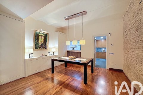 Сasa de 4 dormitorios en alquiler en Alella, Barcelona, Cataluña, Spain № 4627 - foto 4