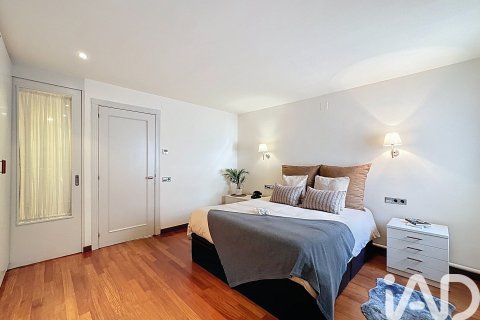 Сasa de 4 dormitorios en alquiler en Alella, Barcelona, Cataluña, Spain № 4627 - foto 9