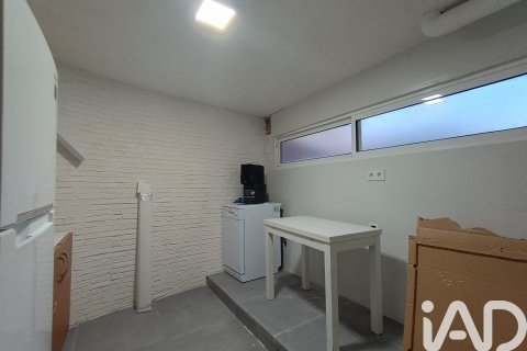 Propiedad comercial de 189 m² en alquiler en Segur de Calafell, Tarragona, Cataluña, Spain № 4625 - foto 7
