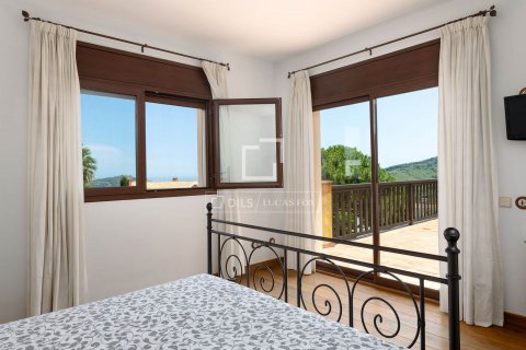Villa de 6 dormitorios en venta en Argentona, Barcelona, Cataluña, Spain № 8598 - foto 21