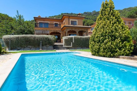 Villa de 6 dormitorios en venta en Argentona, Barcelona, Cataluña, Spain № 8598 - foto 4