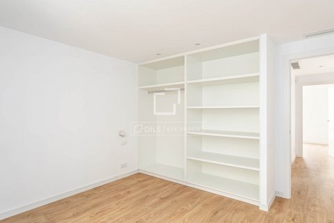 3 bedrooms apartment for sale in Barcelona, Catalonia, Spain № 8596 - photo 22