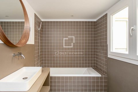 3 bedrooms apartment for sale in Barcelona, Catalonia, Spain № 8596 - photo 23