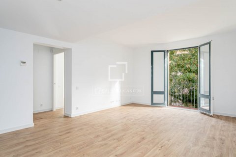 Apartamento de 3 dormitorios en venta en Barcelona, Cataluña, Spain № 8596