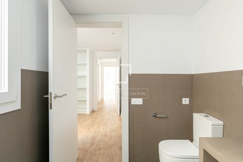 3 bedrooms apartment for sale in Barcelona, Catalonia, Spain № 8596 - photo 25