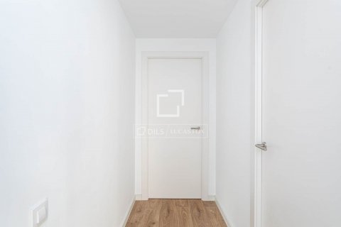 3 bedrooms apartment for sale in Barcelona, Catalonia, Spain № 8596 - photo 18