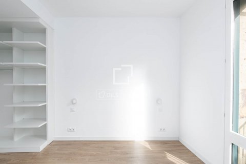 3 bedrooms apartment for sale in Barcelona, Catalonia, Spain № 8596 - photo 7