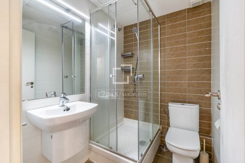 Купить квартиру в Барселона, Испания с 3 спальни, 91м², № 8599 - фото 20