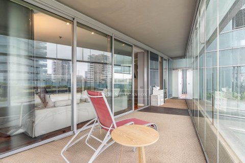 Apartamento de 4 dormitorios en venta en Barcelona, Cataluña, Spain № 8601 - foto 5