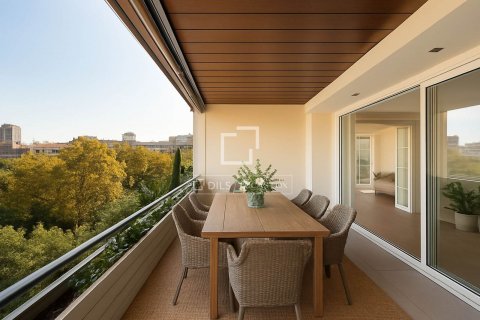Apartamento de 5 dormitorios en venta en Barcelona, Cataluña, Spain № 8597