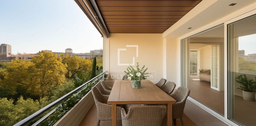 Apartamento de 5 dormitorios en venta en Barcelona, Cataluña, Spain № 8597
