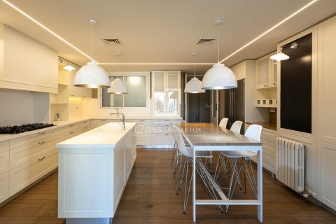 Apartamento de 5 dormitorios en venta en Barcelona, Cataluña, Spain № 8597 - foto 16