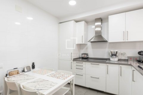 Villa de 5 dormitorios en venta en Sant Cugat del Vallès, Barcelona, Cataluña, Spain № 8600 - foto 12