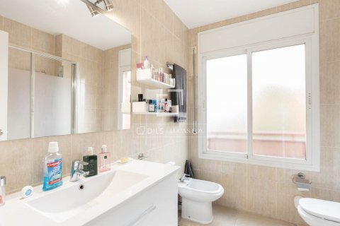 Villa de 5 dormitorios en venta en Sant Cugat del Vallès, Barcelona, Cataluña, Spain № 8600 - foto 16