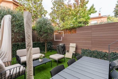 Villa de 5 dormitorios en venta en Sant Cugat del Vallès, Barcelona, Cataluña, Spain № 8600 - foto 27