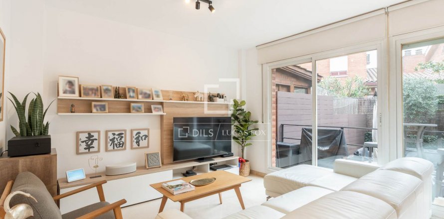 Villa de 5 dormitorios en venta en Sant Cugat del Vallès, Barcelona, Cataluña, Spain № 8600