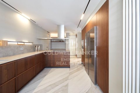 Apartamento de 6 dormitorios en venta en Barcelona, Cataluña, Spain № 5686 - foto 27