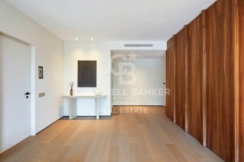 Apartamento de 6 dormitorios en venta en Barcelona, Cataluña, Spain № 5686 - foto 16